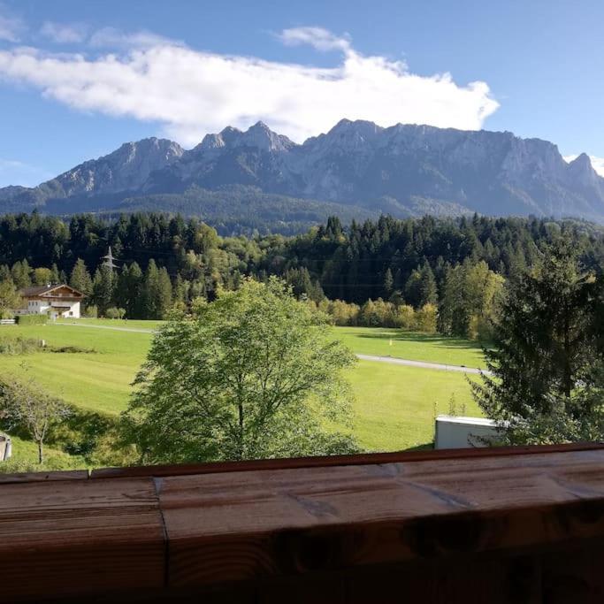 Gemuetliche Wohnung Mit Blick Auf Den Zahmen Kaiser Niederndorferberg Екстер'єр фото