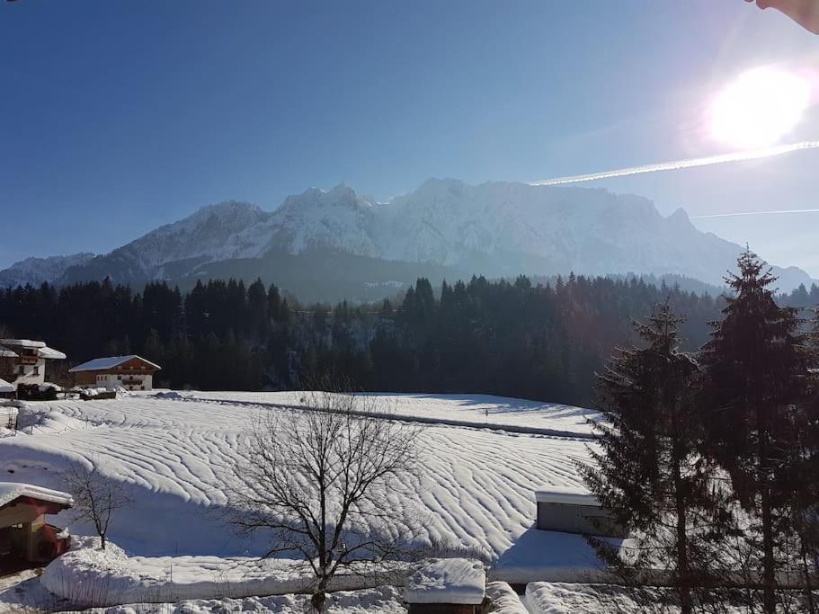 Gemuetliche Wohnung Mit Blick Auf Den Zahmen Kaiser Niederndorferberg Екстер'єр фото