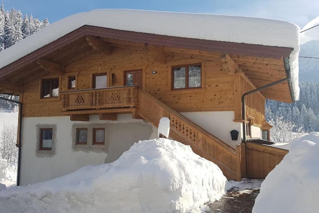 Gemuetliche Wohnung Mit Blick Auf Den Zahmen Kaiser Niederndorferberg Екстер'єр фото