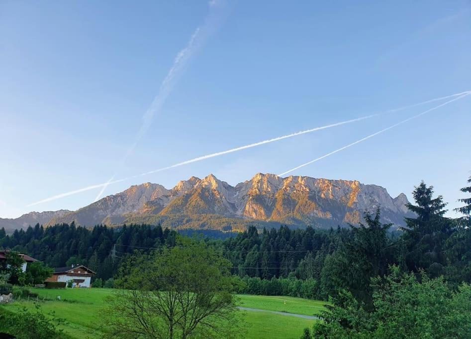 Gemuetliche Wohnung Mit Blick Auf Den Zahmen Kaiser Niederndorferberg Екстер'єр фото